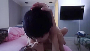 05064,Hot woman porn video