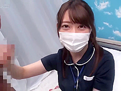 230318看護師が着衣でセックスするg2