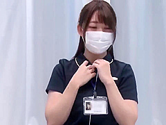 230318看護師が着衣でセックスするg2