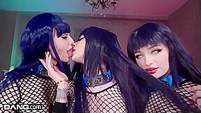 3 Girls Cosplay Hinata Hyuga