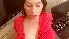 A Neighbor Came To Meet At The Same Time And Have Sex