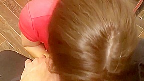 A Neighbor Came To Meet At The Same Time And Have Sex