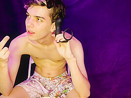 A New Toy For Twinky Henry - Henry Evans