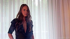 AdultMemberZone - Covering Mariah Milano's Feet in Jizz