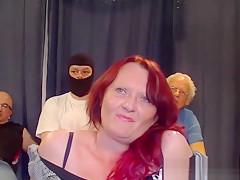 Amateur fucking in orgy