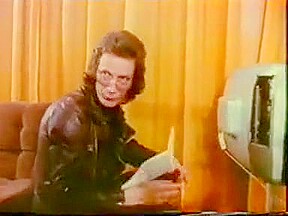 Amazing Brunette, Retro sex clip