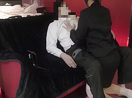 An Unfaithful Mature Woman Who Looks Neat But Has Sex In Her Head