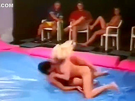 Annamaria vs Tanya nude catfight