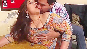Aunty Has Sex With Me In The Morning - Morning Sex