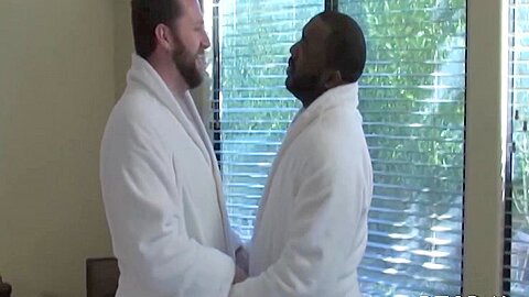 BEARFILMS Dominant BBC Tony Banks Barebacks Vance Taylor