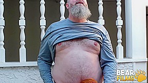 BEARFILMS Fat Bear Tony Marks Sucked By Gay Alezgi Cage