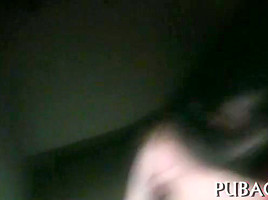 Babe thrills with her blowjob