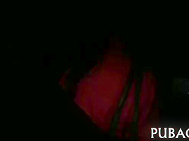 Babe thrills with her blowjob
