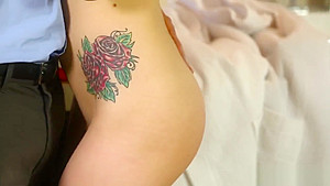 Babysitter and former boss enjoy hot massage