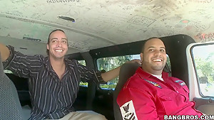 Bang buss catches chubby hot whore Dahlia Devo!
