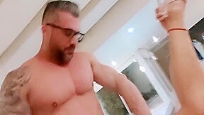 Barbie Anderson Follada Por El Culo Por Heterosexual Musculoso Dotado 10 Min