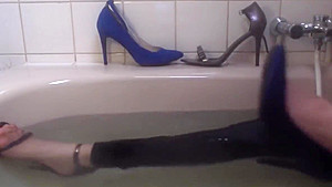 Bath in sexy high heeled sandals
