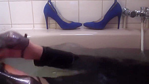 Bath in sexy high heeled sandals