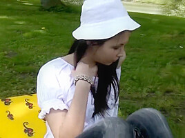 Beautiful Zoe shows her sexy feet at the lake