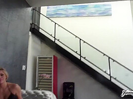 Behind The Scenes With Jessa Rhodes