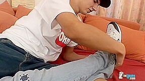 Bi Boys Foot Fun And Sucking Session - Michael Sipos And Bunny