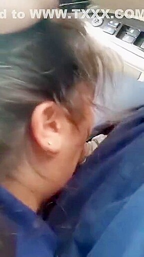 Big Tit Craigslist Hooker Blows Me In The Car