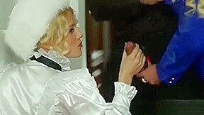 Bizarre Sluts Pissing