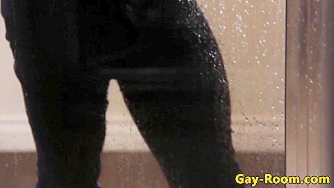 Blown Tyson Pierce assfucked after shower