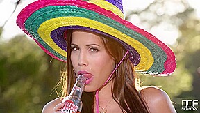 Bottle for her Butthole - PornWorld