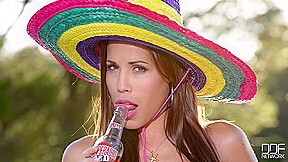 Bottle for her Butthole - PornWorld