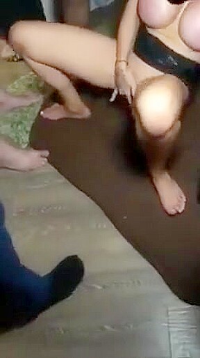 British Sophie getting cummed on by strangers