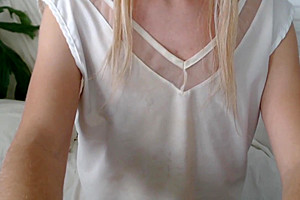 Brunette Tranny Jerking In Har