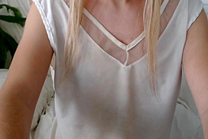 Brunette Tranny Jerking In Har