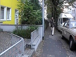 Brunette teen 18+ Ist Noch Shr Unerfahren