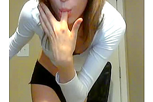 Brunette teen 18+ tgirl tries to wank on cam
