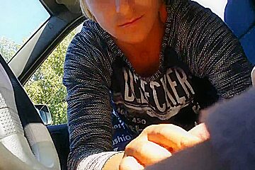 Bulgarian whore sucking dick like a pro