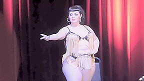 Burlesque Strip SHOW 393 Ursula Undress Star