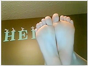 CHATROULETTE GIRLS FEET 205