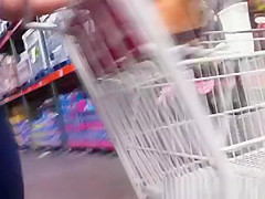 Candid latina milf with big ass spandex leggings