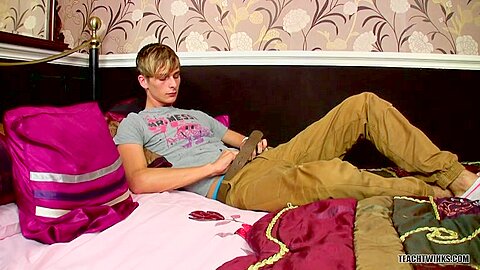 Connor Is A Horny & Fun Guy To Shoot - Connor Levi