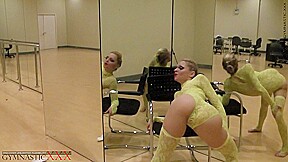 Contortion Warm Up - Watch4Fetish