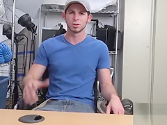 Cracker getting some Schlong