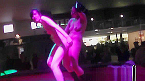 Crystal Frec y Davinia lesbian fuck in the bar SEM 2015