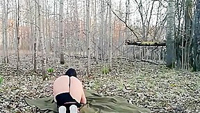 Culona Italiana Scopata Nel Bosco Durante Il Lockdown