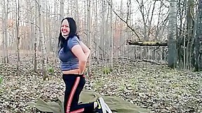 Culona Italiana Scopata Nel Bosco Durante Il Lockdown
