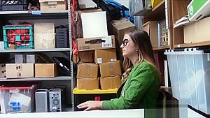 Curvy teen 18+ shoplifter on LP officers cock
