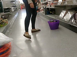 Cute Curvy teen 18+