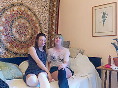 Daisy And Peach Sweet On Each Other