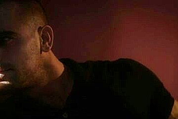 Damien Crosse le
