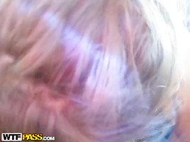 Dasha in a lucky dude gets his amateur dick sucked in car